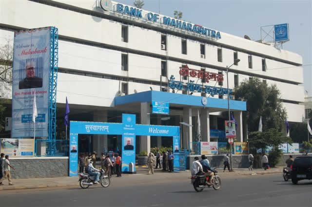 Finance Minister, Shri Pranab Mukherjee visits Central Office - 1