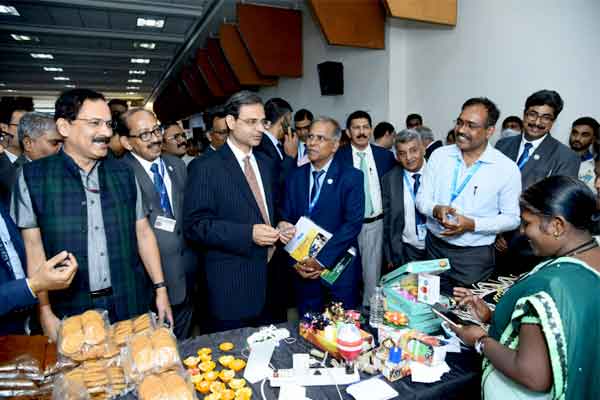Ministry of Finance, Govt. of India visiting SHG stalls Ministry of Finance, Govt. of India visiting SHG stalls