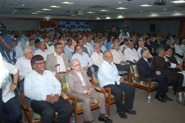 Finance Minister, Shri Pranab Mukherjee visits Central Office - 11