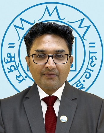Shri Girish Mohanrao Thorat