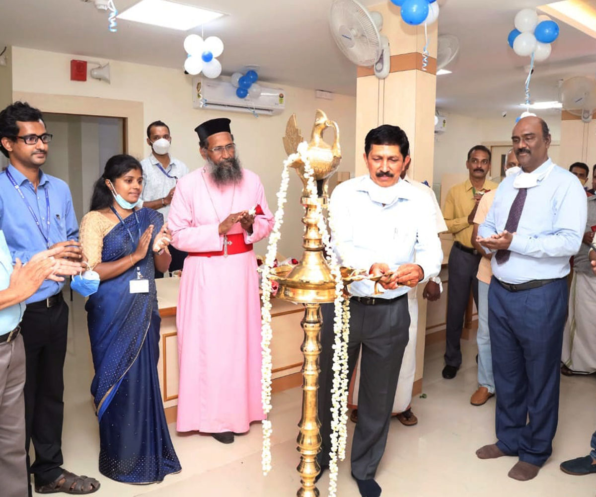 Shri A S Rajeev, Managing Director and Chief Executive Officer of Bank of Maharashtra inaugurating the Branch at Thodupuzha in Kerala Shri A S Rajeev, Managing Director and Chief Executive Officer of Bank of Maharashtra inaugurating the Branch at Thodupuzha in Kerala